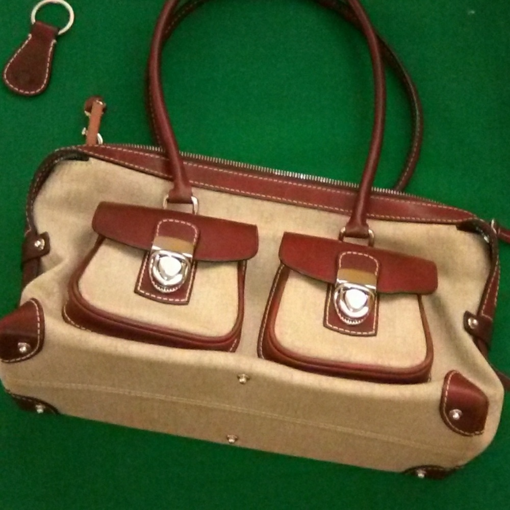 Dooney & Bourke Handbag